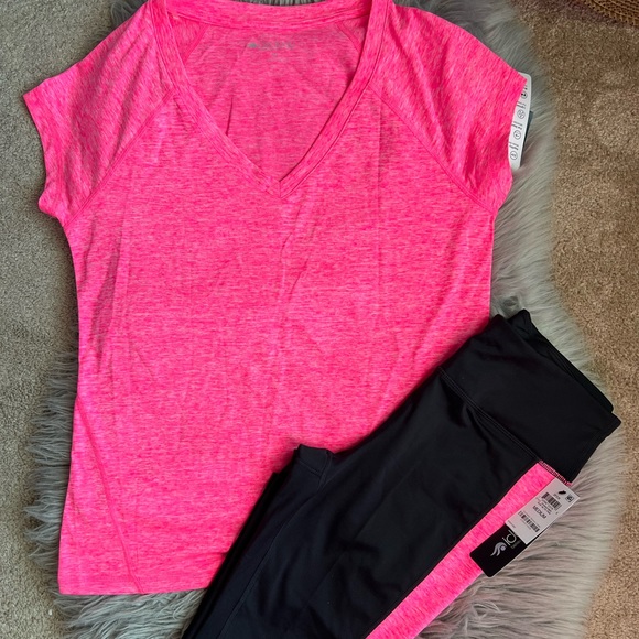 Ideology Cropped Leggings w/Rapidry Performance T-shirt - Picture 3 of 6